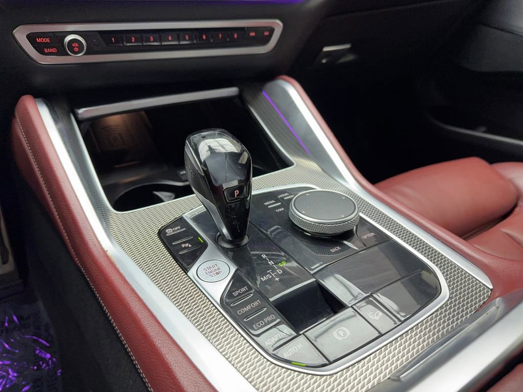 Used 2021 BMW X6 xDrive40i w/ M Sport Package image 32
