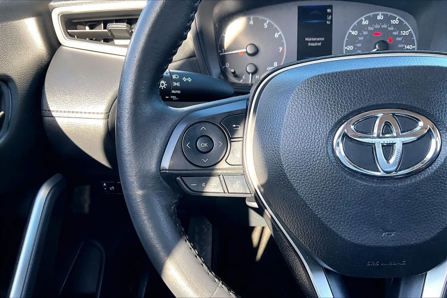 Used 2023 Toyota Corolla Cross LE w/ Moonroof Package FWD image 24