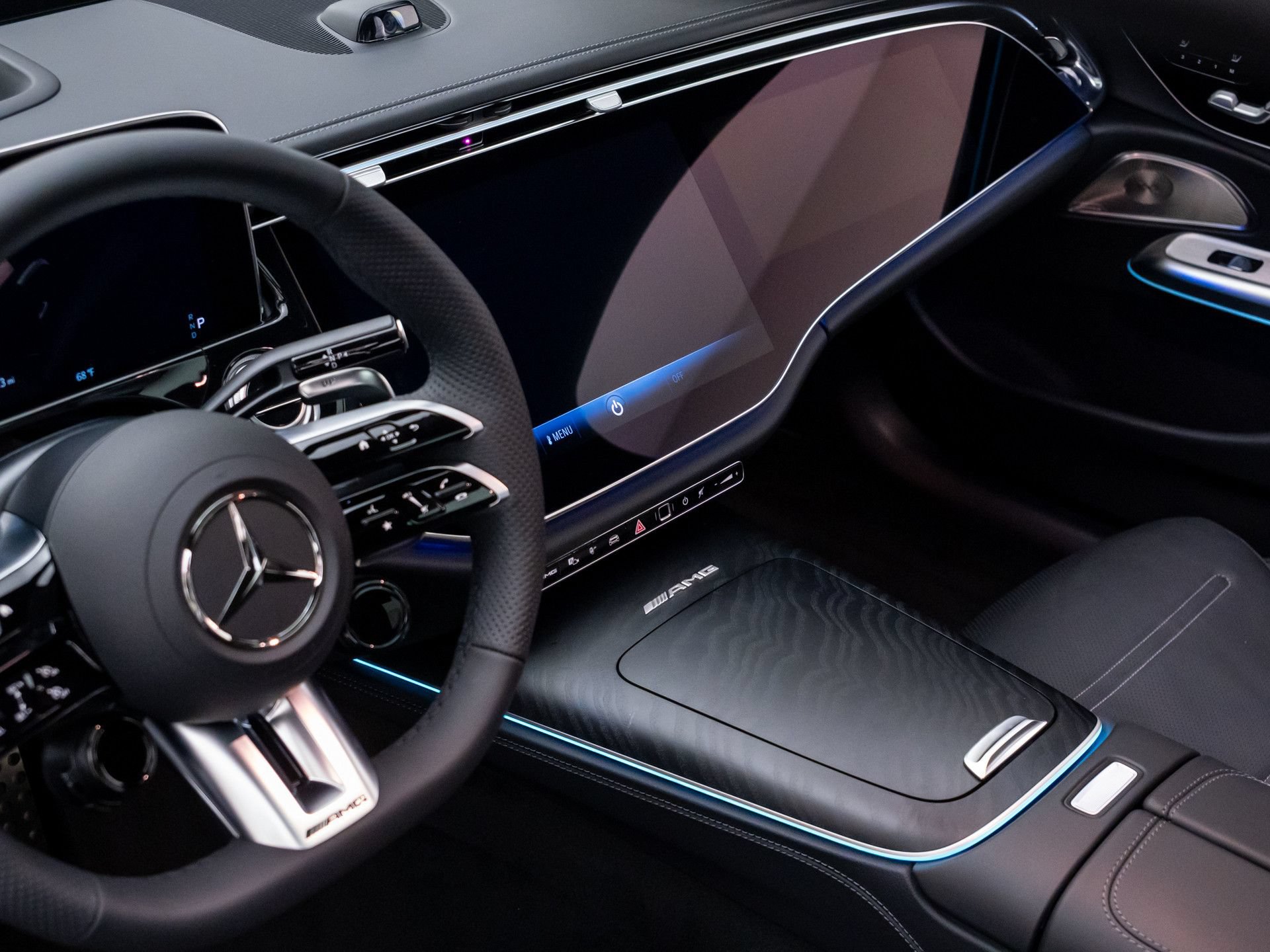 New 2026 Mercedes-Benz E 53 AMG e 4MATIC Sedan image 12
