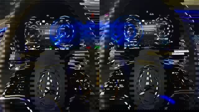 Used 2024 Mercedes-Benz EQS 450+ 4MATIC Sedan image 17