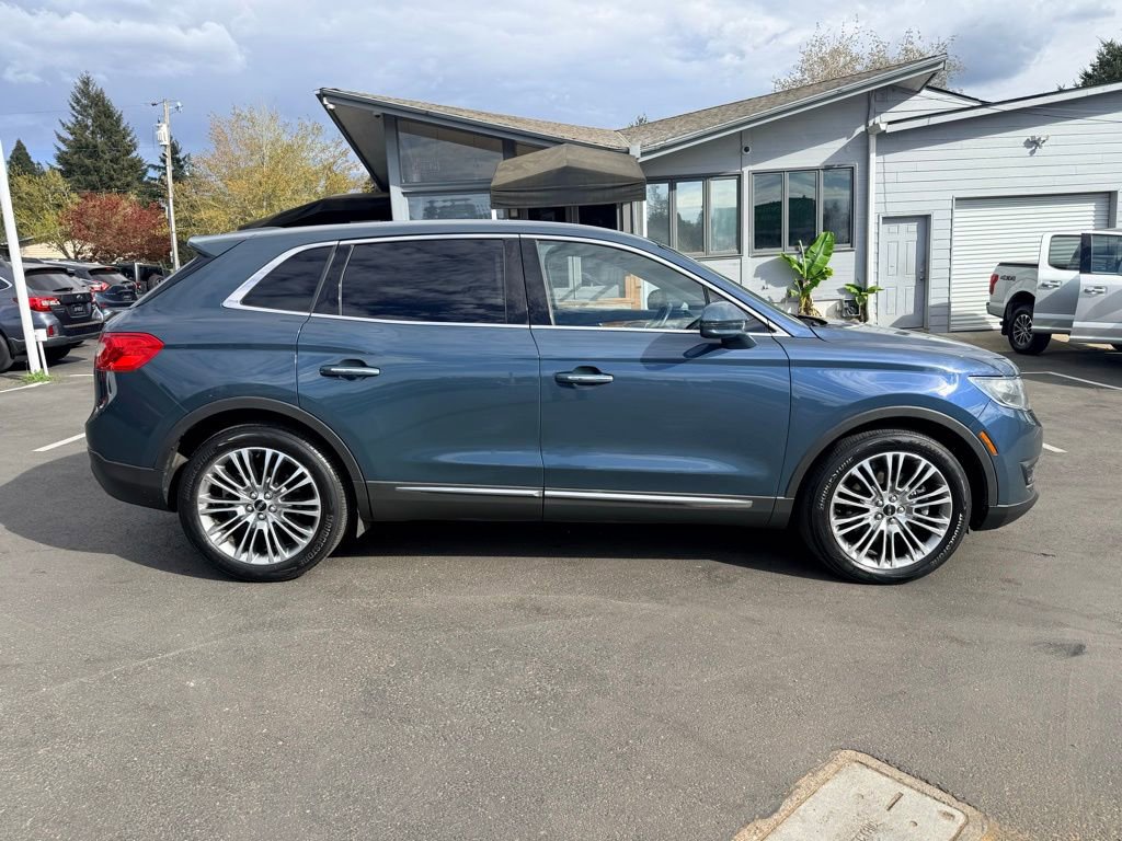 Used 2016 Lincoln MKX Reserve w/ Luxury Package image 6