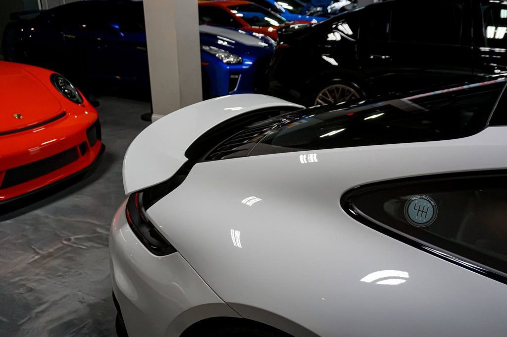 Used 2025 Porsche 911 Carrera T RWD image 57