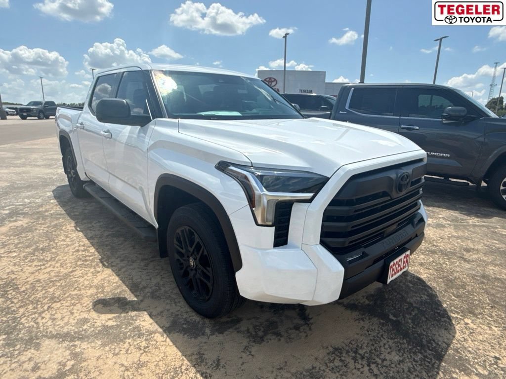 New 2026 Toyota Tundra SR5