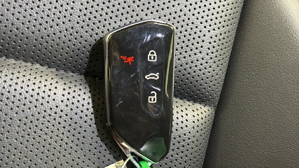 Used 2023 Volkswagen ID.4 Pro S AWD/4WD image 36
