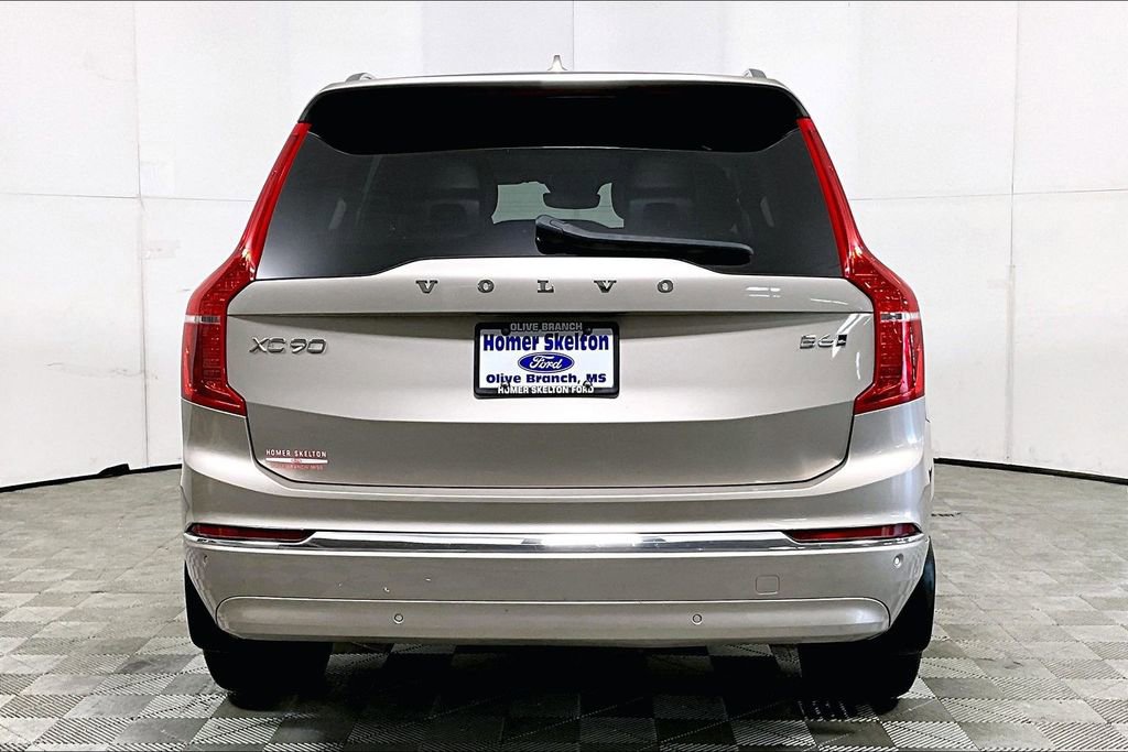 Used 2024 Volvo XC90 B6 Plus w/ Protection Package image 4