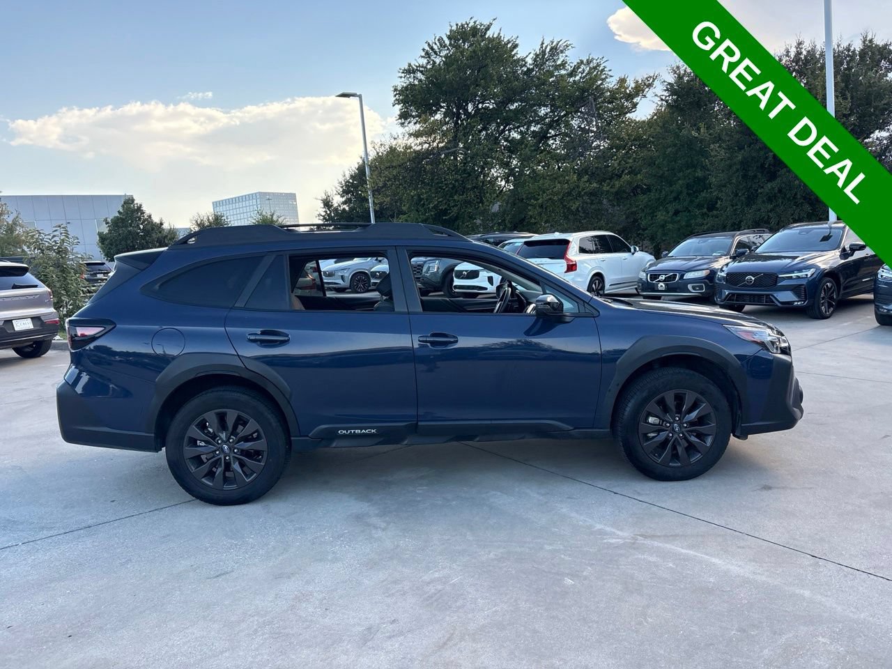 Used 2025 Subaru Outback Onyx Edition AWD/4WD image 4