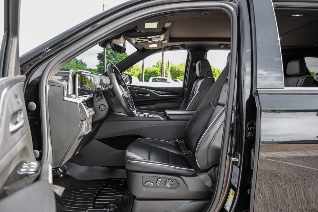 Used 2023 Cadillac Escalade Sport w/ Touring Package AWD/4WD image 39