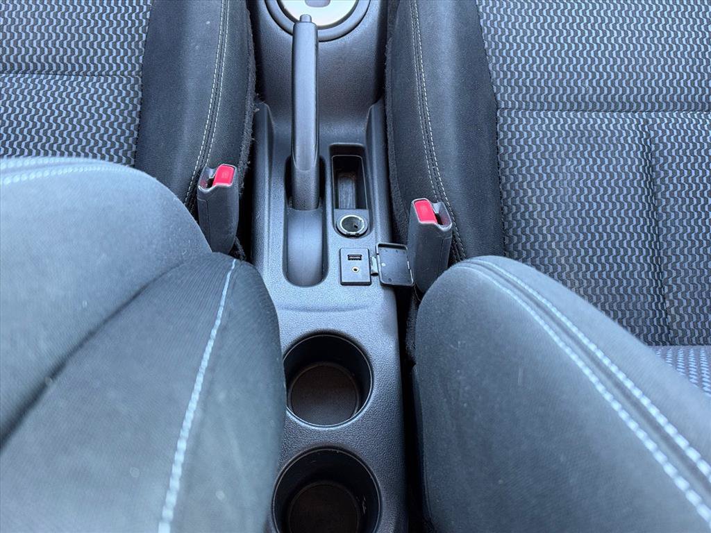 Used 2016 Nissan Versa Note SV FWD image 16