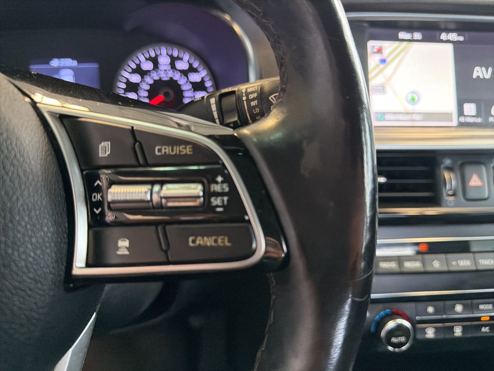 Used 2020 Kia Optima Premium image 19