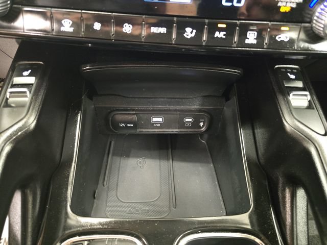Used 2025 Kia Telluride S AWD/4WD image 27