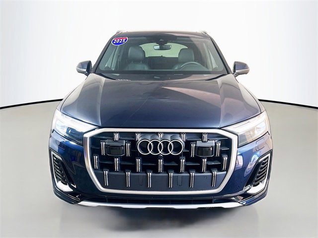 Used 2025 Audi Q7 3.0T Premium Plus w/ Premium Plus Package image 2