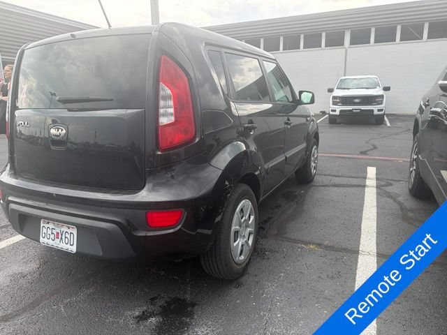 Used 2013 Kia Soul FWD image 4
