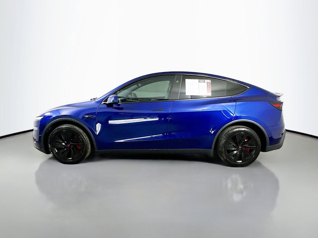 Used 2026 Tesla Model Y Long Range image 5