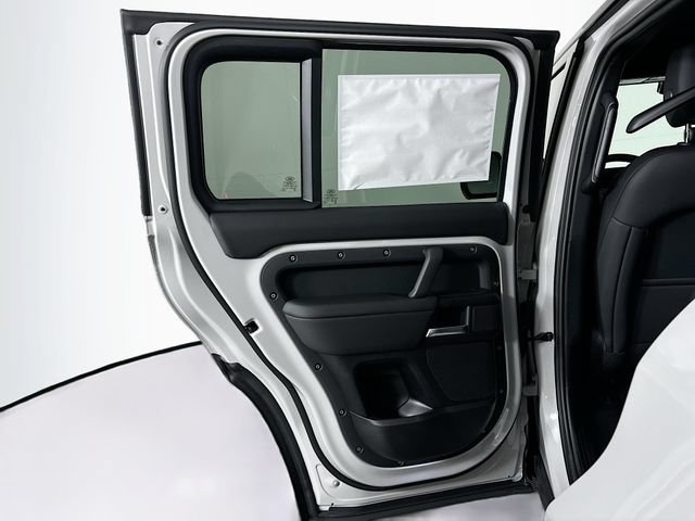 New 2026 Land Rover Defender 110 S AWD/4WD image 22