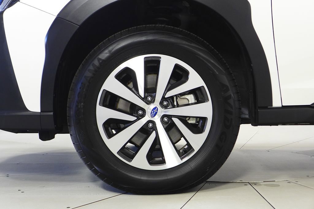 Certified 2025 Subaru Outback Premium image 5