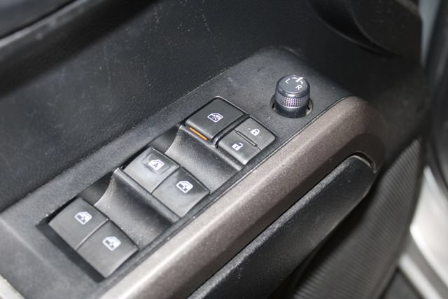Used 2022 Toyota Tacoma SR5 RWD image 9