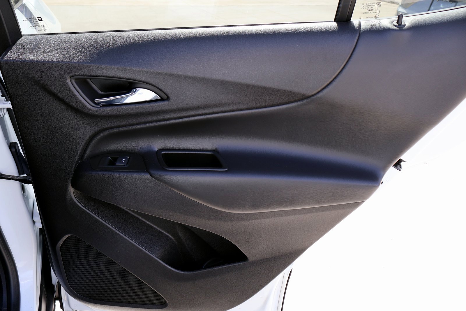 Used 2024 Chevrolet Equinox LT image 13