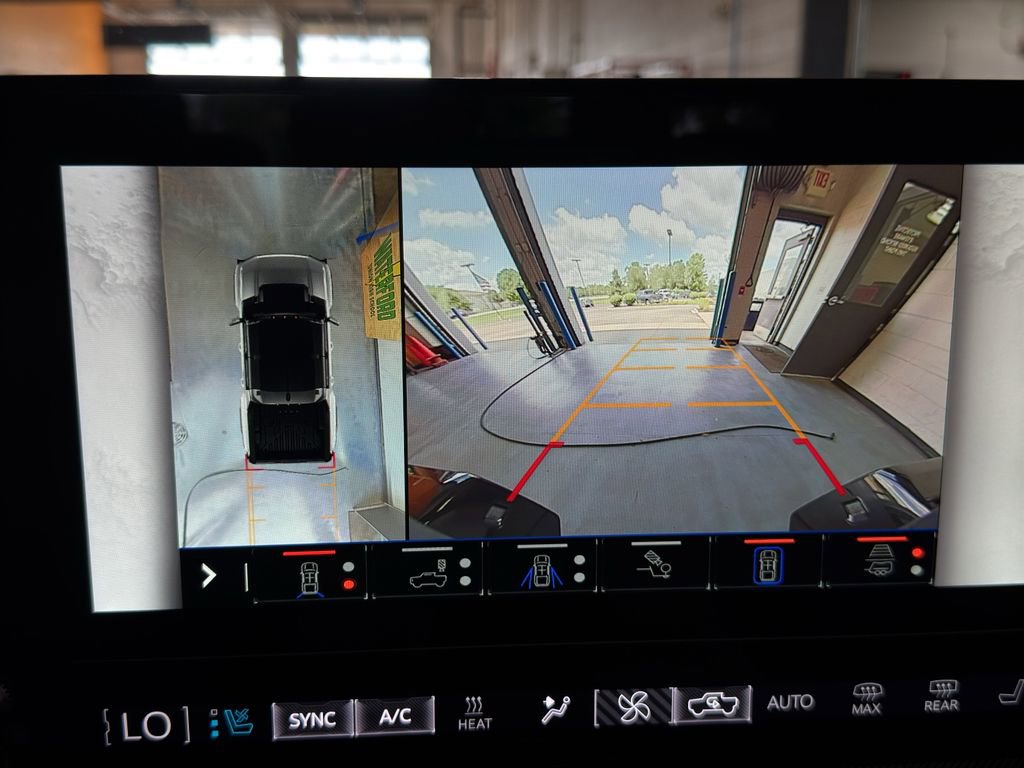 New 2025 GMC Hummer EV 2X image 32