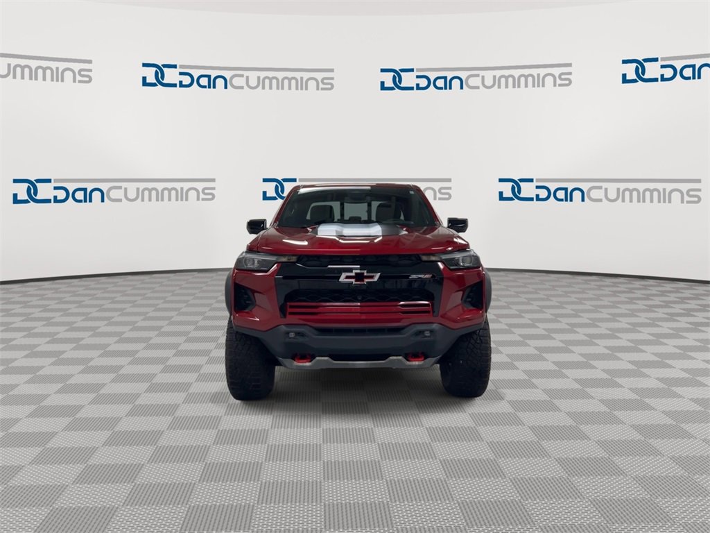 Used 2025 Chevrolet Colorado ZR2 w/ Technology Package image 3