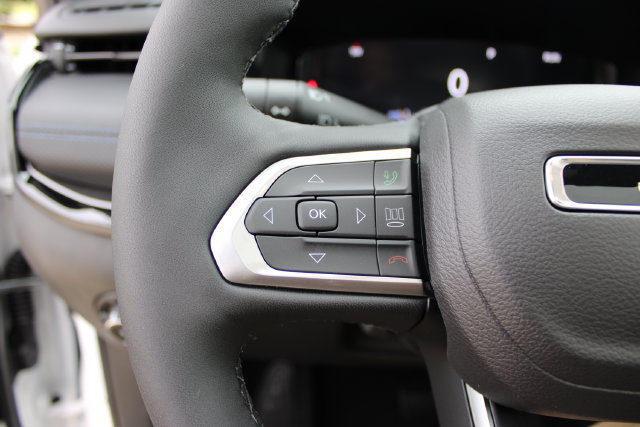 New 2026 Jeep Compass Limited w/ Sun, Sound & Navigation Group AWD/4WD image 17