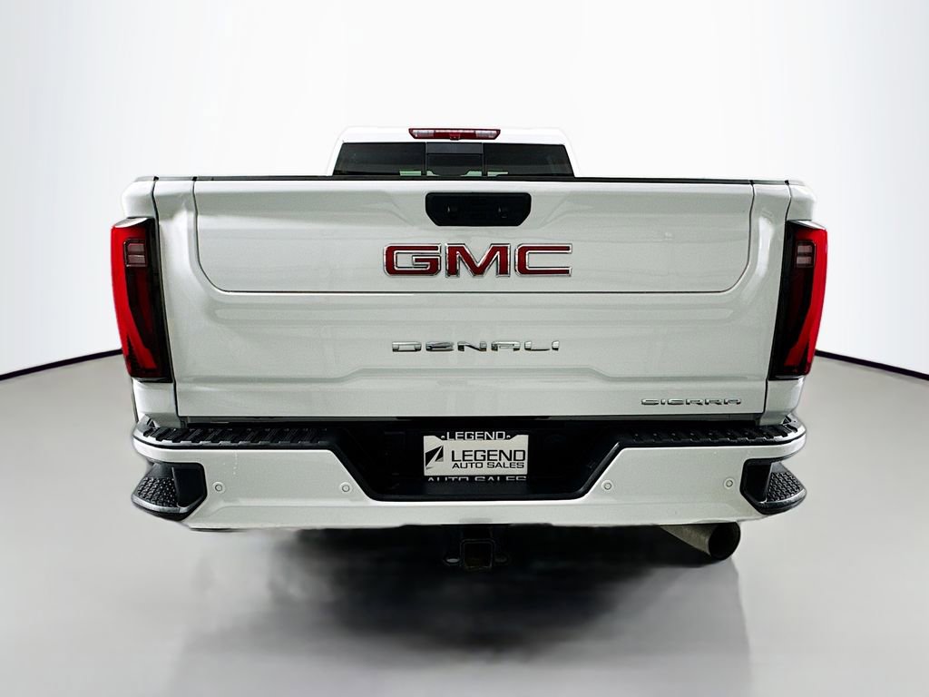 Used 2025 GMC Sierra 3500 Denali image 7