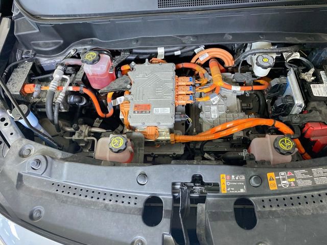 Used 2023 Chevrolet Bolt EUV LT FWD image 16