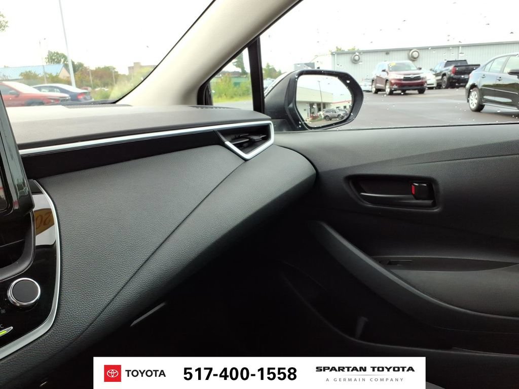Used 2024 Toyota Corolla LE FWD image 22