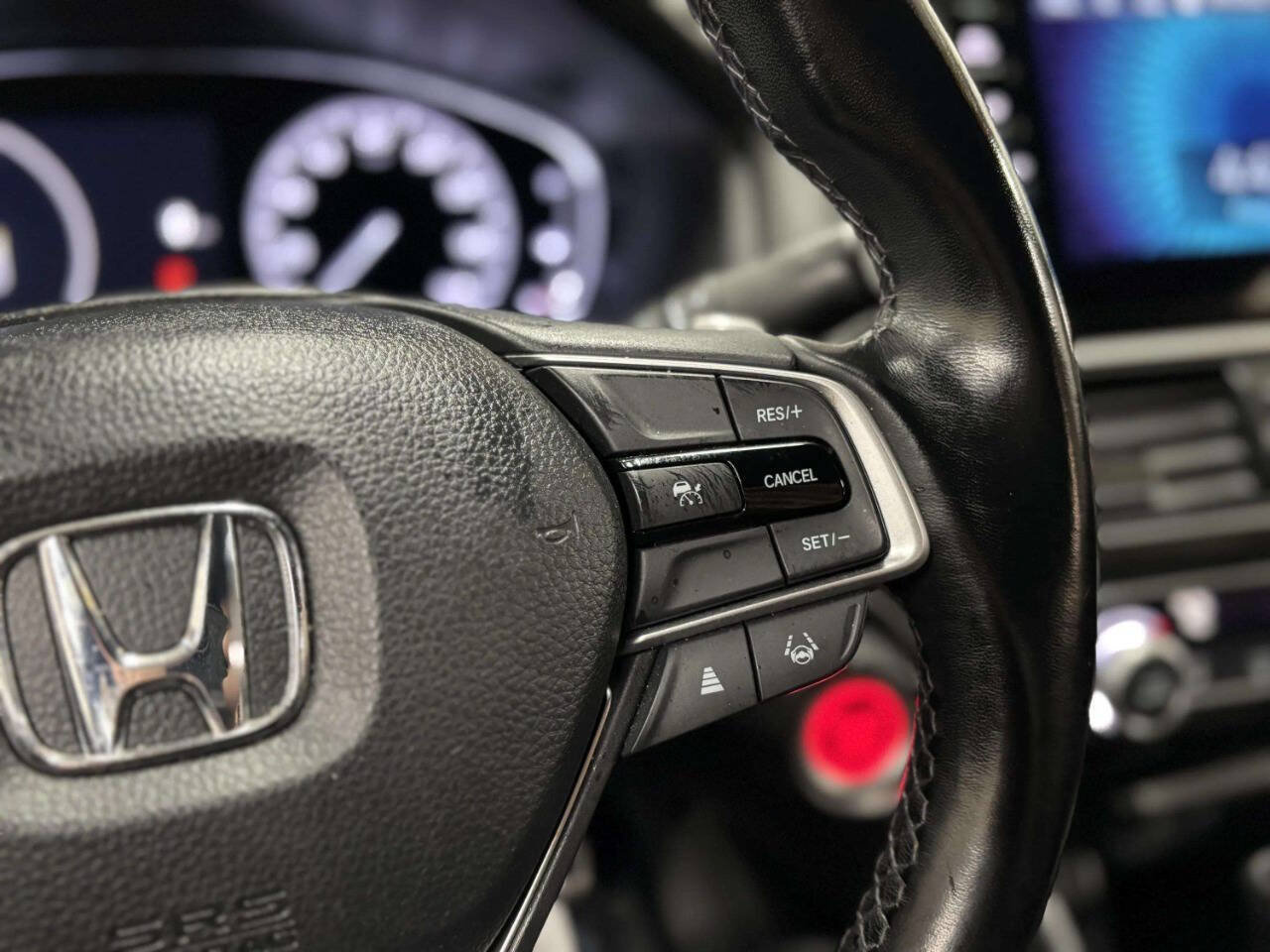 Used 2022 Honda Accord Sport image 30