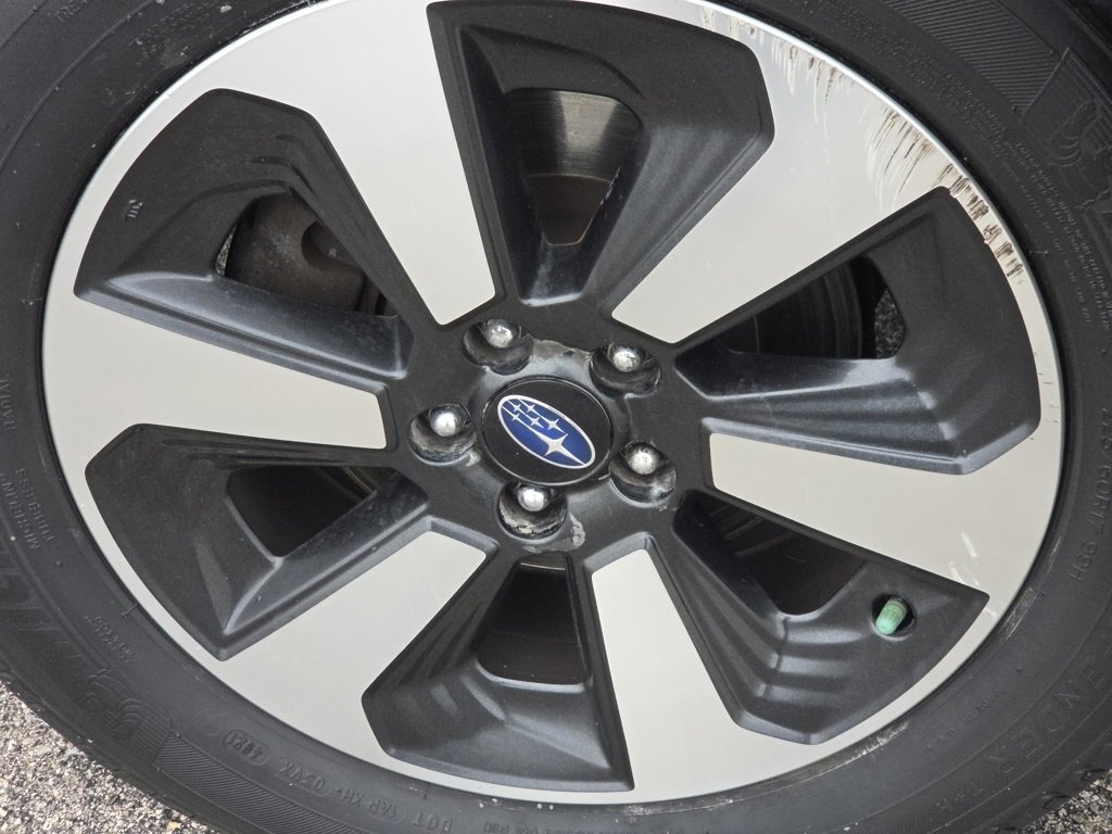 Used 2017 Subaru Forester 2.5i Limited w/ Protection Package #2 image 16