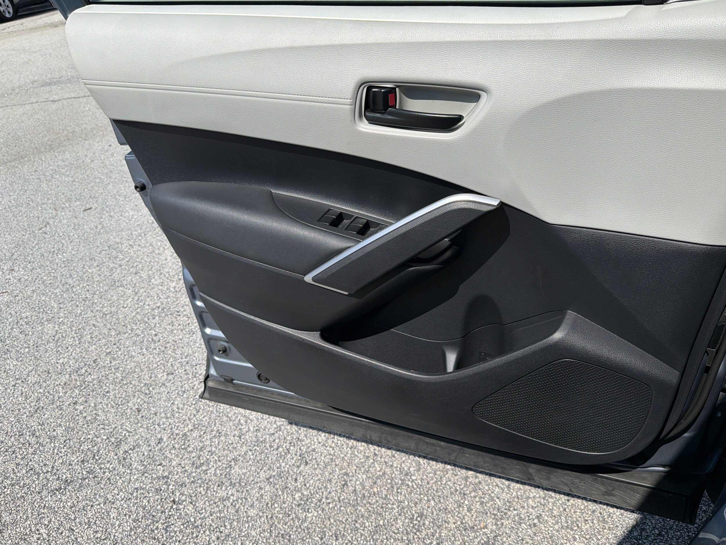 Certified 2024 Toyota Corolla Cross L FWD image 18