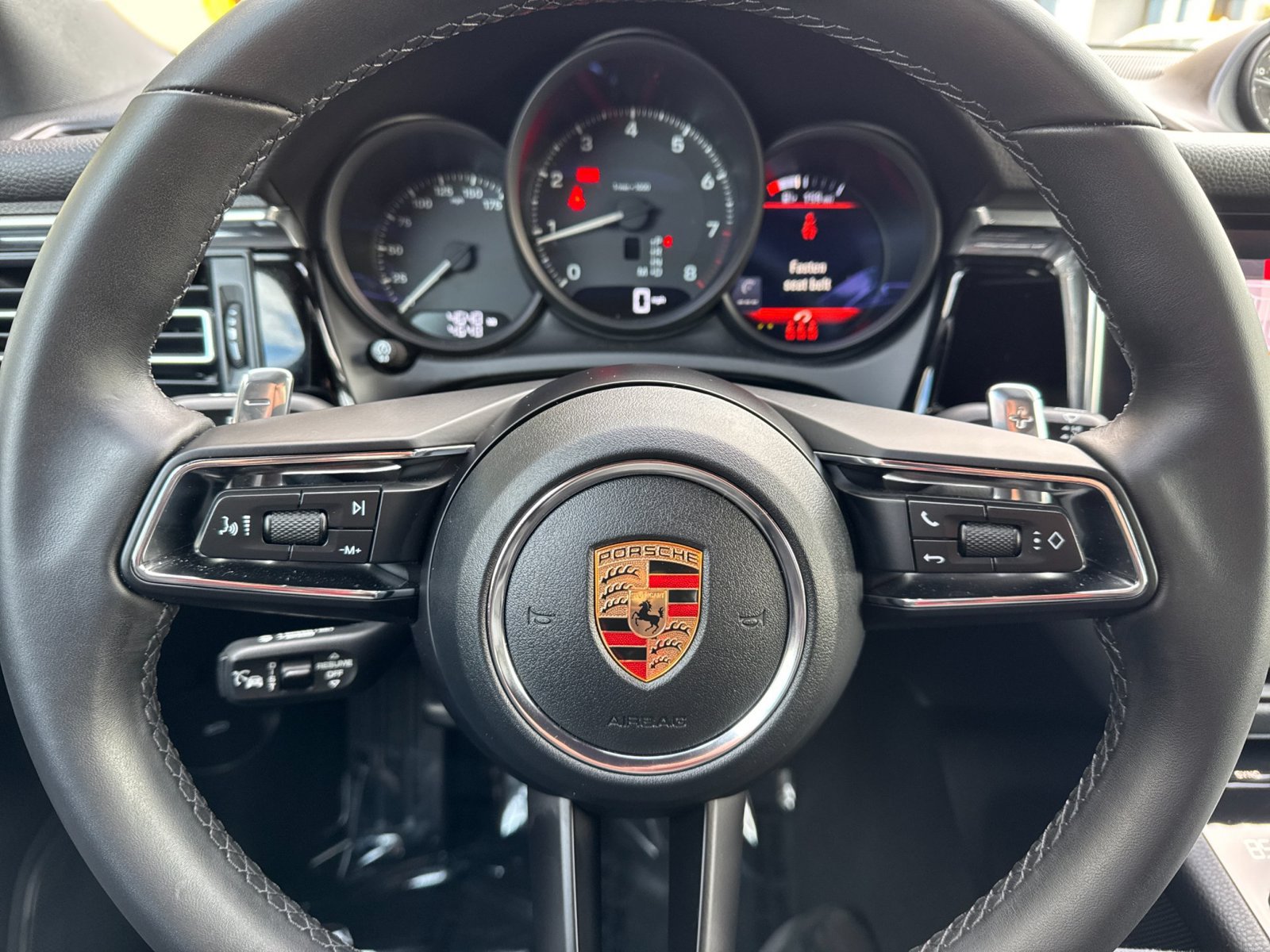 Certified 2026 Porsche Macan AWD/4WD image 26