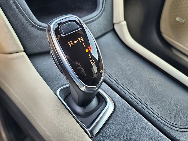 Used 2017 Cadillac XT5 Luxury w/ Driver Awareness Package image 28