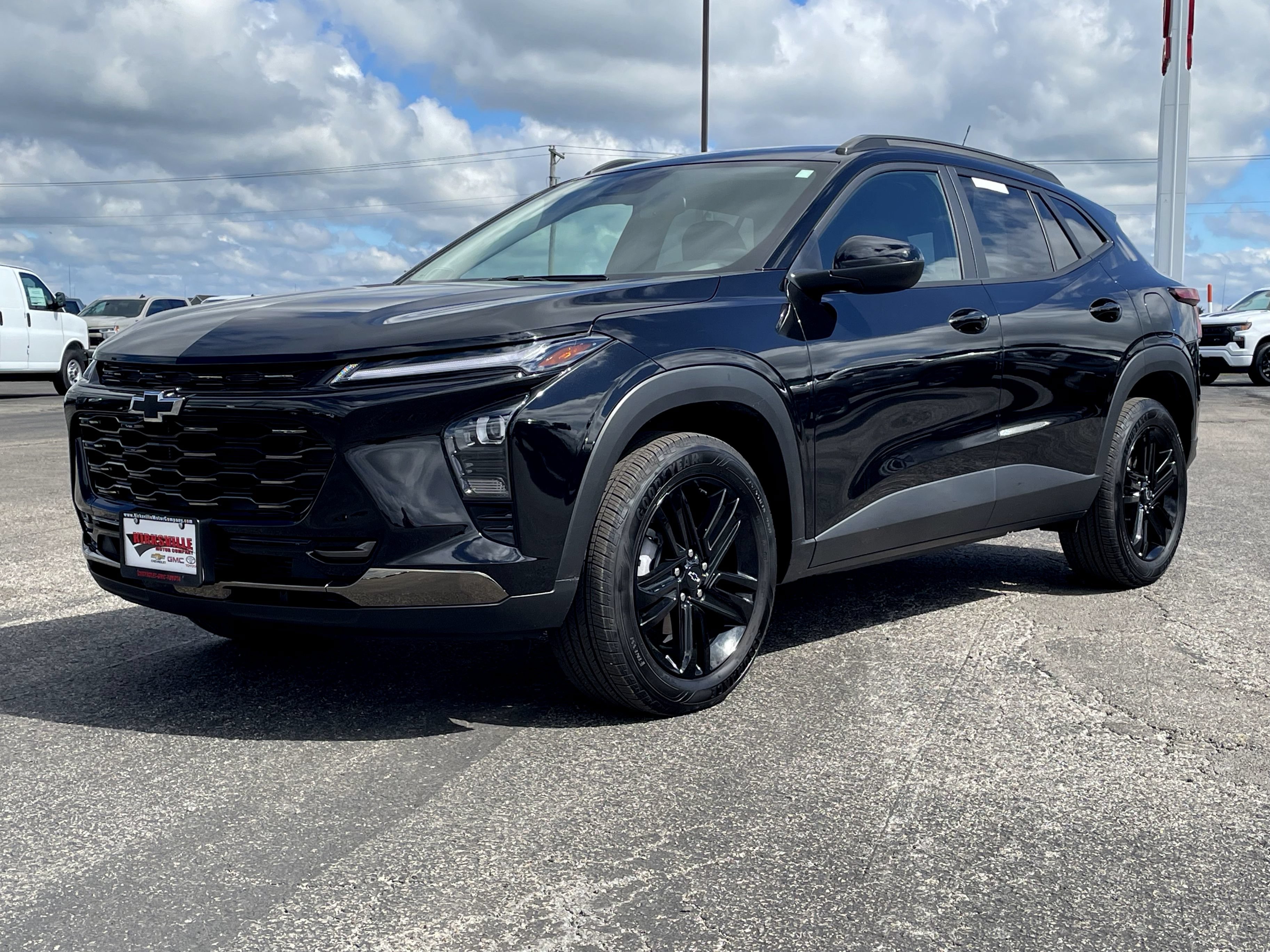 Certified 2025 Chevrolet Trax ACTIV w/ Driver Confidence Package FWD image 8