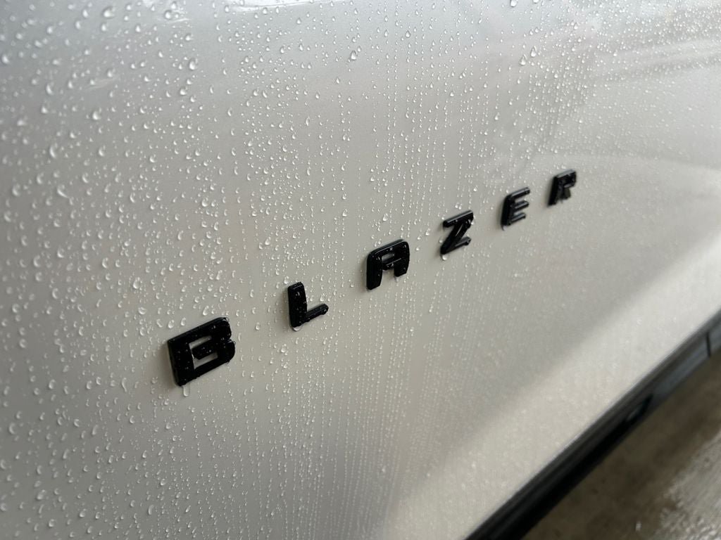 Used 2023 Chevrolet Blazer RS FWD image 31