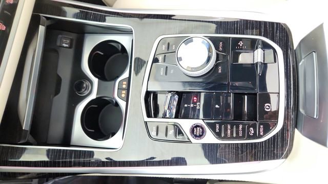 Used 2026 BMW X7 M60i AWD/4WD image 52