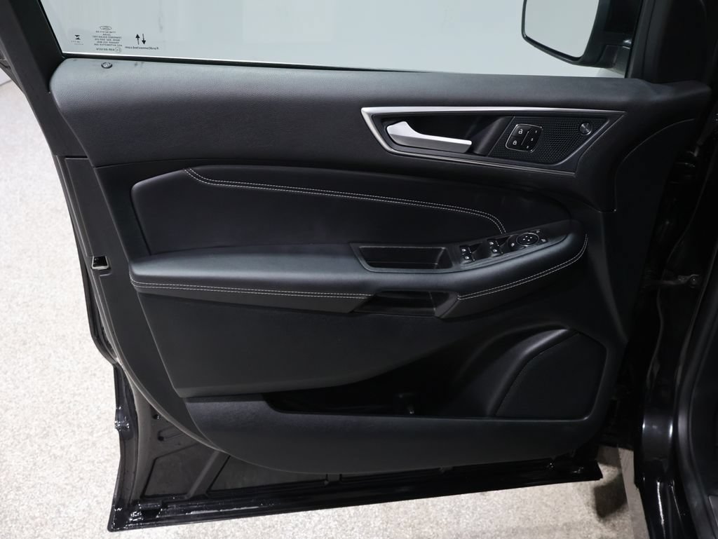 Used 2024 Ford Edge Titanium AWD/4WD image 15