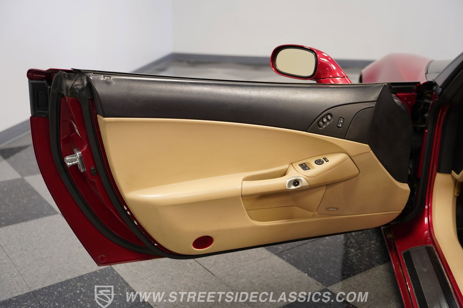 Used 2011 Chevrolet Corvette Grand Sport w/ Preferred Equipment Group image 38