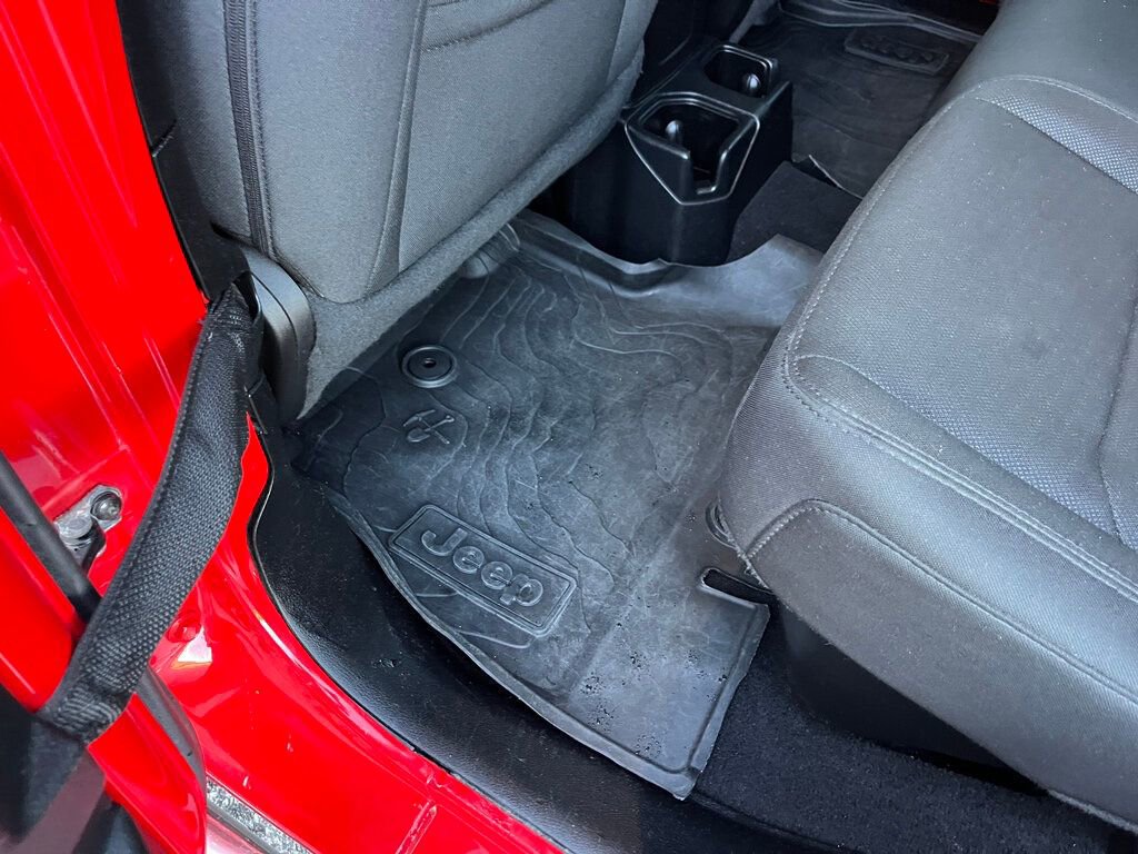 Used 2020 Jeep Gladiator Sport w/ Quick Order Package 24S image 47