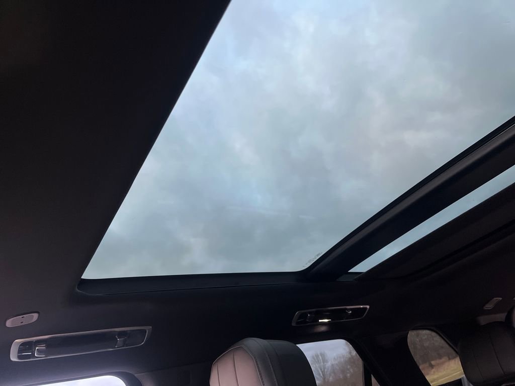 New 2026 Land Rover Range Rover Sport SE image 21