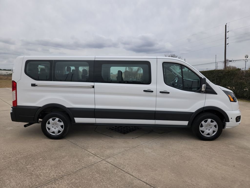Used 2025 Ford Transit 350 XLT image 4