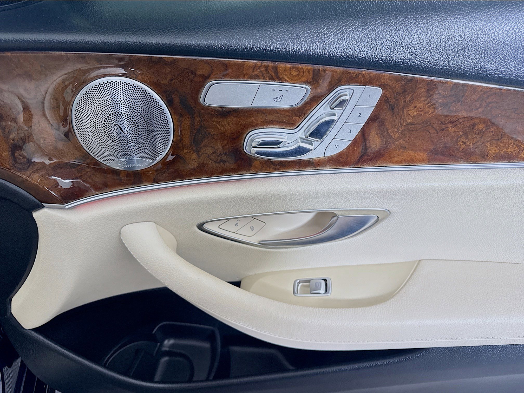 Used 2019 Mercedes-Benz E 300 w/ Premium 1 Package image 31