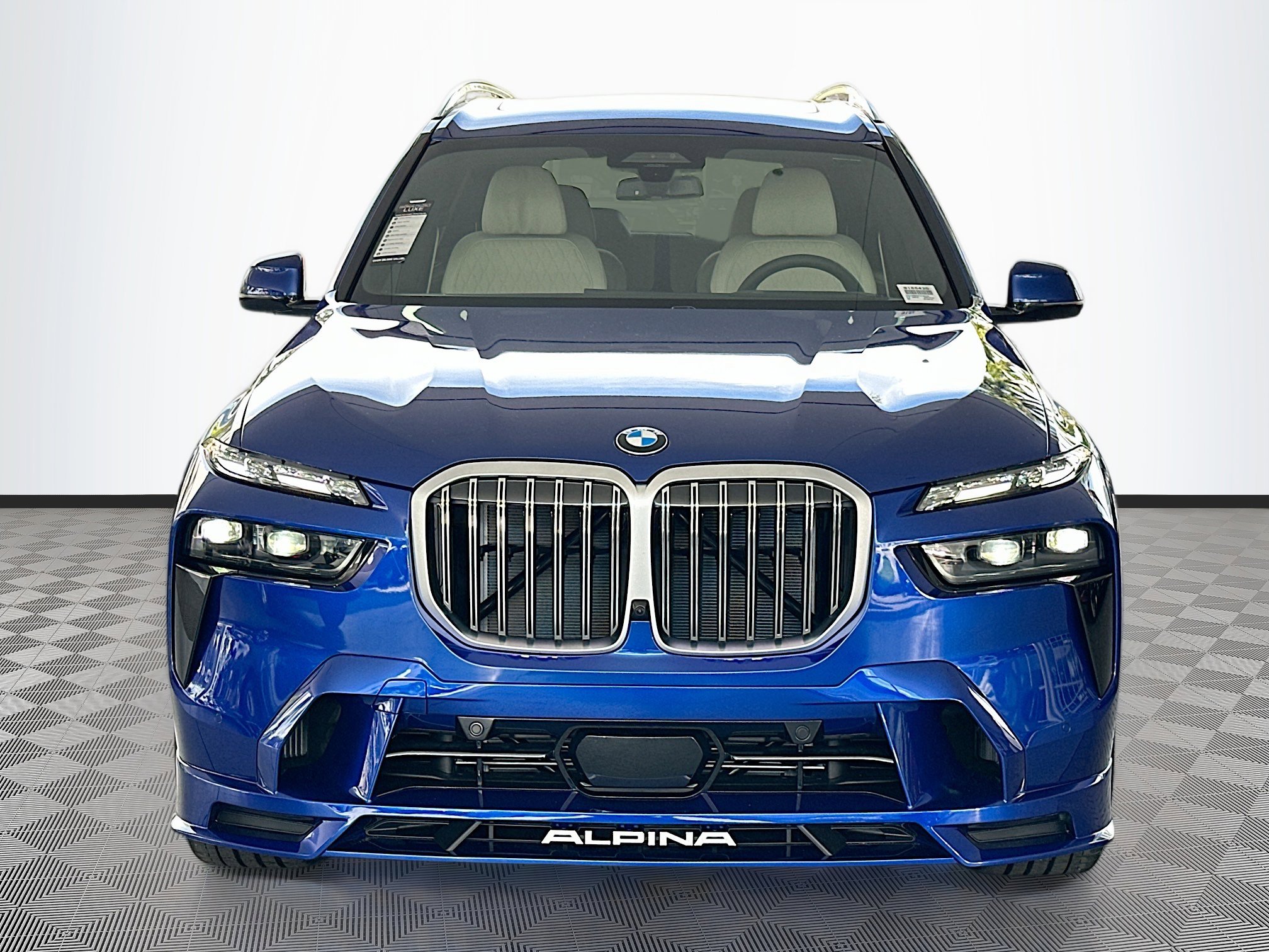 New 2026 BMW ALPINA XB7 image 2