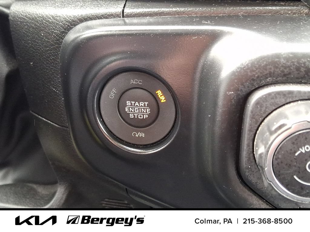 Used 2023 Jeep Wrangler Unlimited Rubicon 4xe AWD/4WD image 26