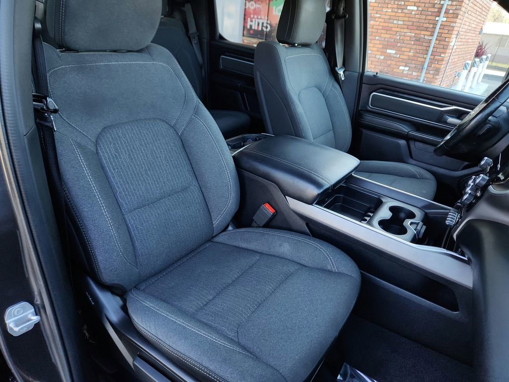 Used 2019 RAM 1500 Big Horn AWD/4WD image 19