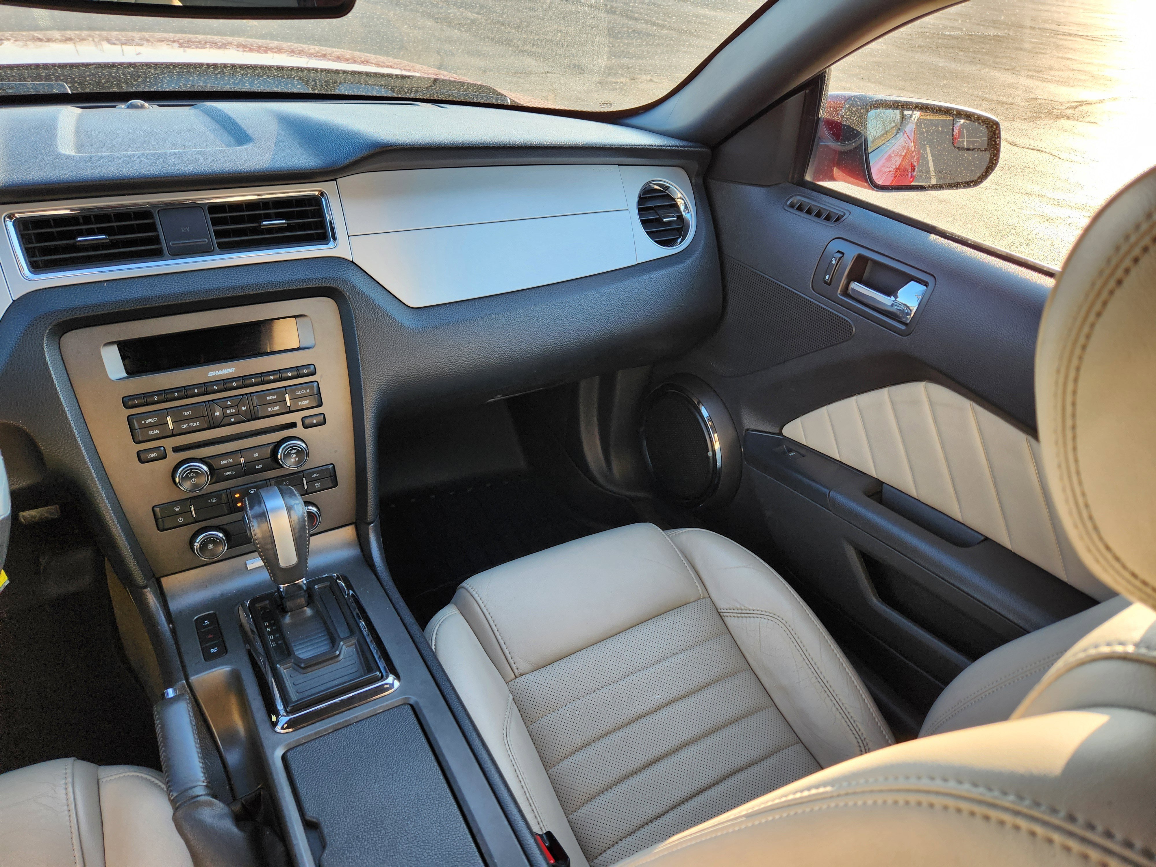 Used 2014 Ford Mustang Premium image 16