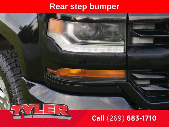 Used 2016 Chevrolet Silverado 1500 LT w/ Snow Plow Prep Package AWD/4WD image 9