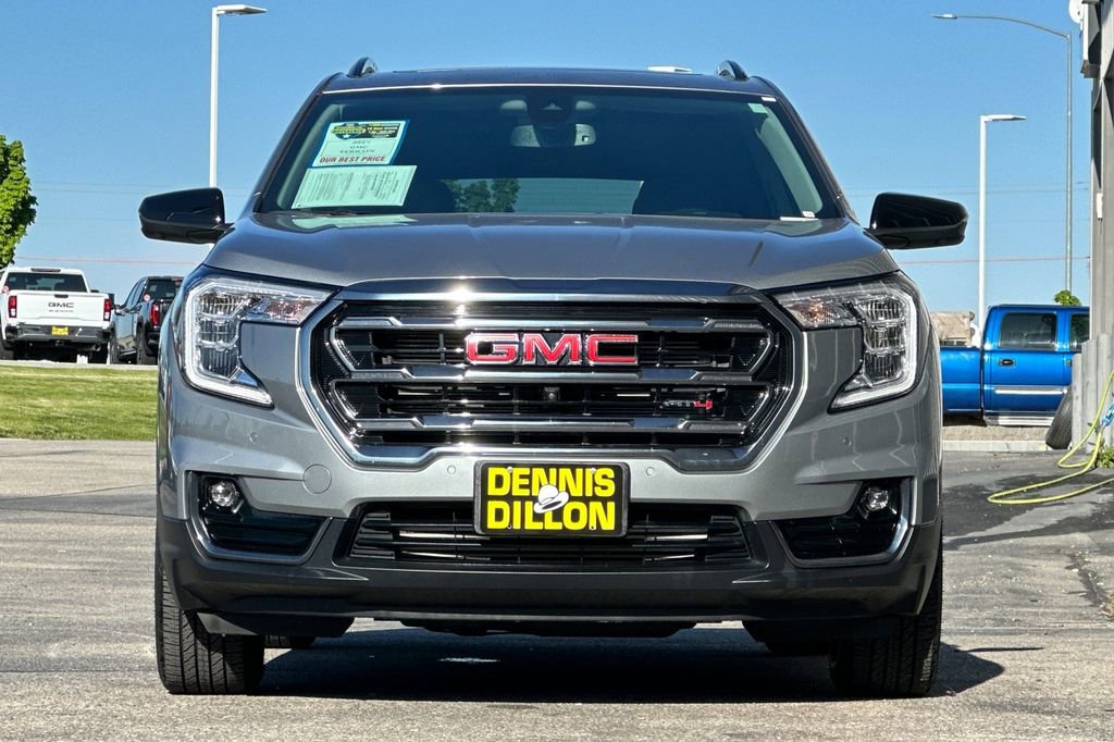 Used 2024 GMC Terrain AT4 w/ Infotainment Package II AWD/4WD image 9