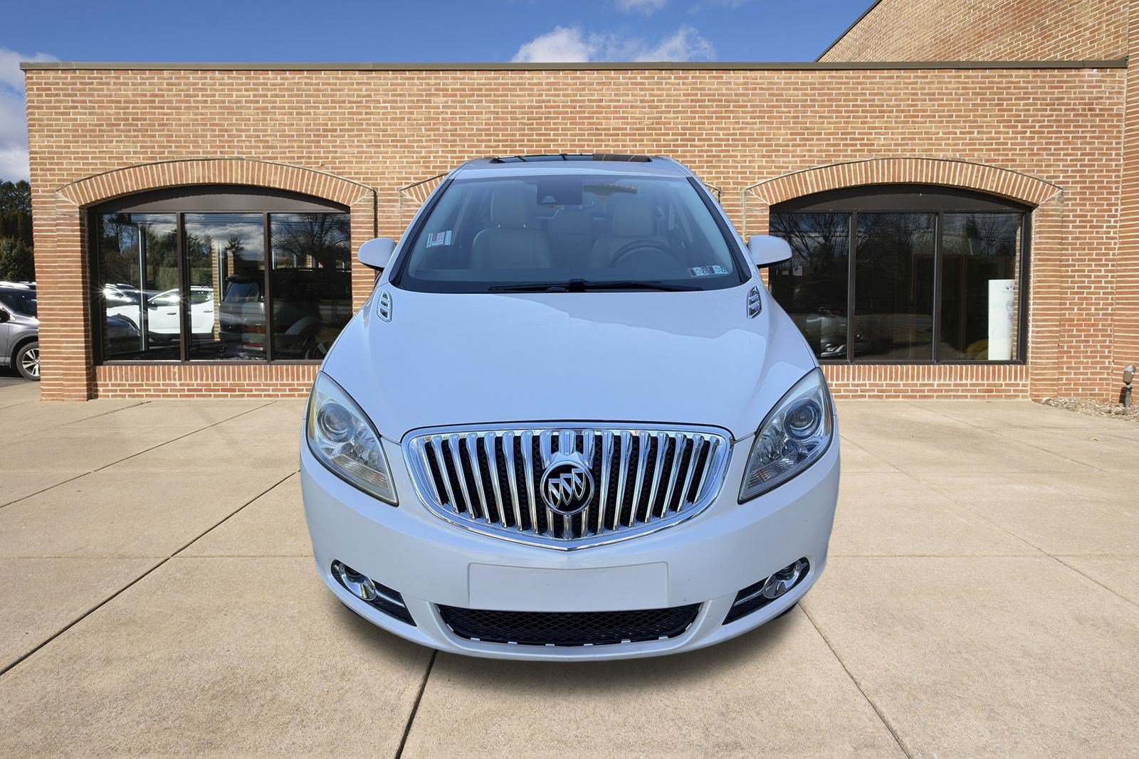 Used 2016 Buick Verano Leather w/ Experience Buick Package FWD image 9