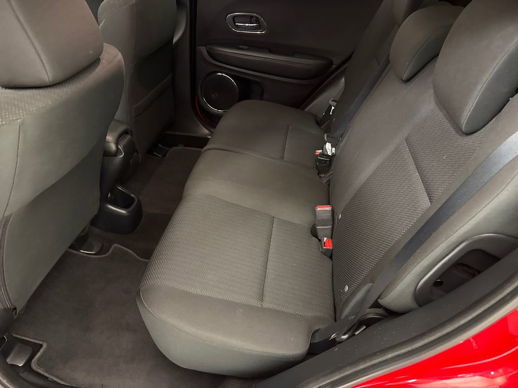Used 2018 Honda HR-V EX image 19