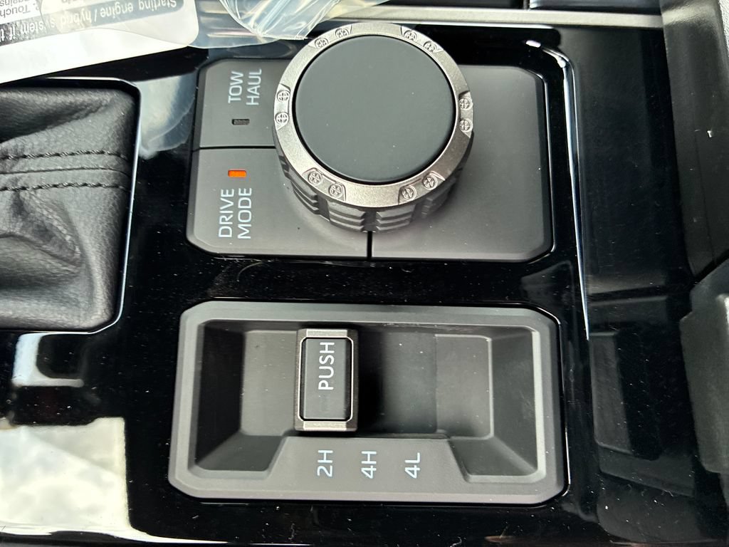 New 2026 Toyota Tundra Platinum AWD/4WD image 28